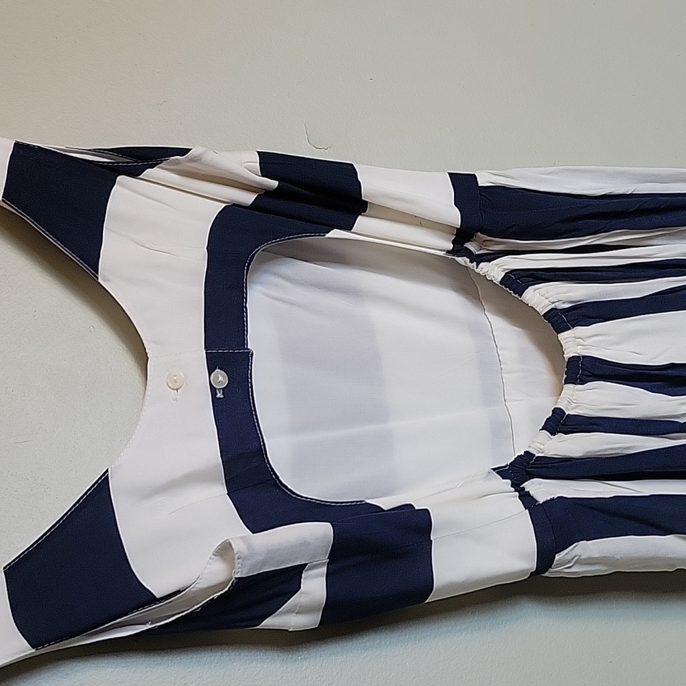 NWOT Abercrombie & Fitch Navy Blue and White Striped Dress Size XS - Picture 6 of 6
